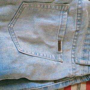 Stylish Damage Jeans