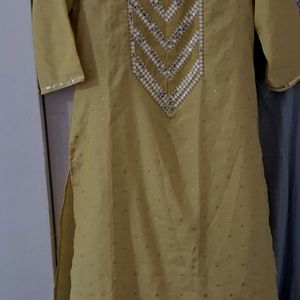 'W' Straight Kurta