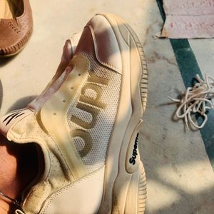 Off White Women Sneakers🌸🦋❤️