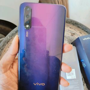 VIVO Z1X UNUSED SMARTPHONE