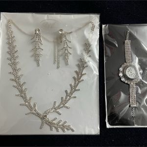 Wow Necklace And Diamond Watch