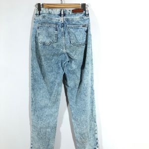 Blue Ripped Jeans (Women’s)