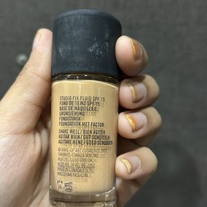 mac studio fix fluid spf15