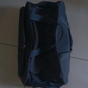 American Tourister Strolley Bag