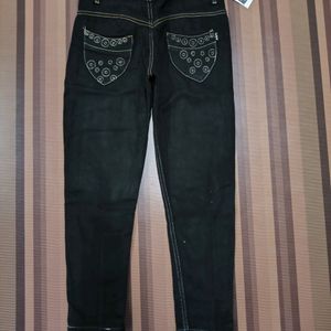 V-94 Size-30 Slim Fit Women Denim Jeans