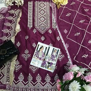 New Staylish Pakistani Poshaq Dresses Beautiful Dr