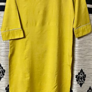 Embroidered Straight Kurta