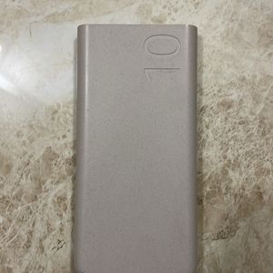 Samsung 10,000 mAh Power Bank