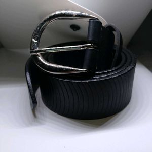 Very Beautiful And Good Quality Belt