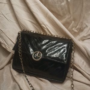 Fancy Black Slingbag🖤👜