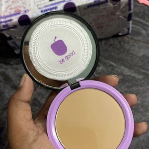 Plum Compact Legit Matte SPF 15