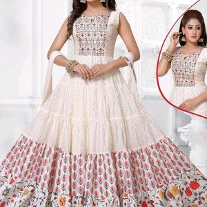 White Beautiful Ethnic Gown