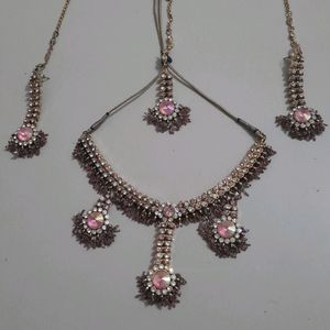 Pink Gold Diamond Necklace With Mang Tikka And Cha