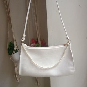 Cute Bag With Pearls + Free Lip Balm