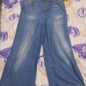 Super Wide Leg Jeans