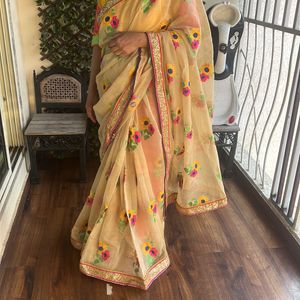 BEIGE COLOR SAREE WITH BLOUSE & PETTICOAT