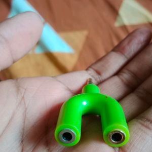 Earphone Connector 🎤🎙️