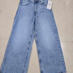 Wide Cropped Denim Jeans