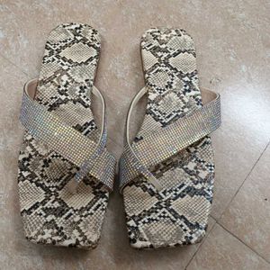 Stone Slipper...size 41