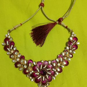 Good As New Kundan Necklace With Adjustable Dori