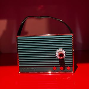 Vintage Portable 5 Watt Speaker