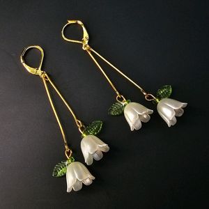 White Bell Lily Earrings 💮