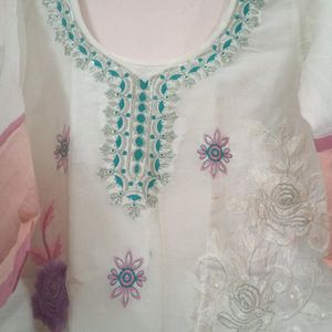 Beautiful Embroidered Kurti