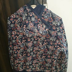 Negotiable Woman Navy Blue Jacket