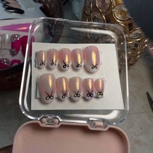 Press On Nails