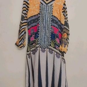 Pakistani Kurti Wit Dupatta