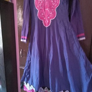 Anarkali Kurta With Elegant Thread Work