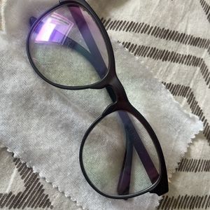 Unisex Blue Screen Glass Like New