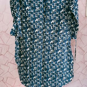 Off shoulder Kurti