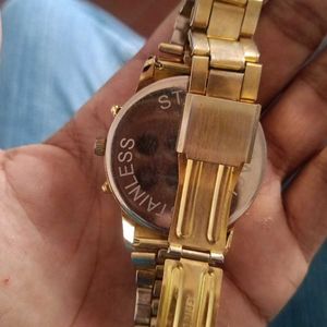 AMAZING GOLD POLISH WATCH