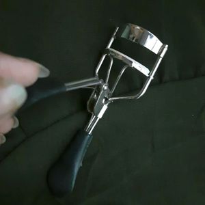 Eyelash Curler