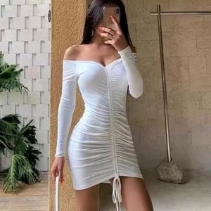 White bodycon dress