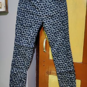 Geometrycal Print Jeans 30 Size