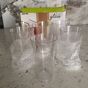 Glass Use For Juice And Unbrakeble Plastic