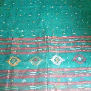 Brand new light weight thread work saree & फॉल