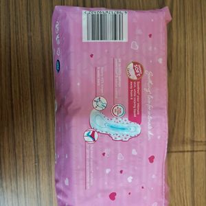 Whisper XL+ Sanitary Pads