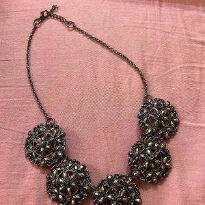 Statement Neckpiece