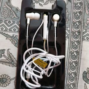 Earphones