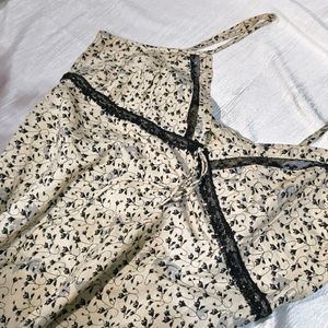 🦋Pinterest Lace Maxi Dress - New✨