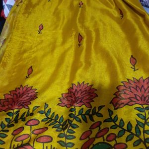 Yellow Saree With Blouse