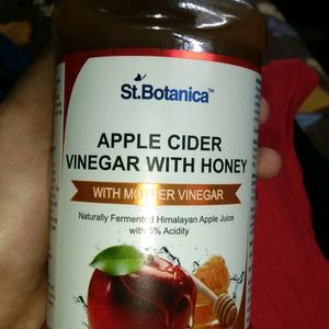 Apple cider vinegar with honey