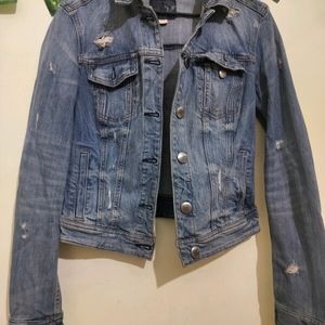 Blue Denim Jacket . Great Choice For Winters.