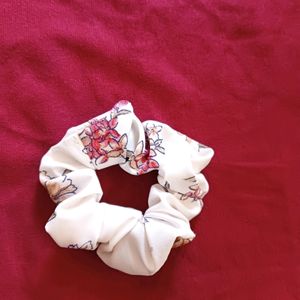 Set Of 5 Aesthetic Scrunchies