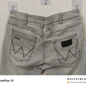 Awesome WRANGLER (Vegas Collection) Jeans - W34