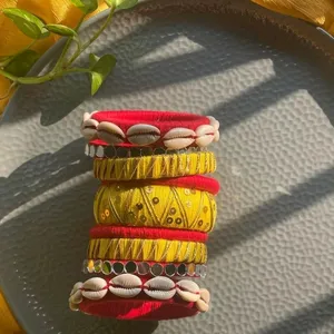 Yellow Shade Bangles 💛