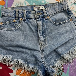 Combo! H&M Crop Tee W Denim Shorts